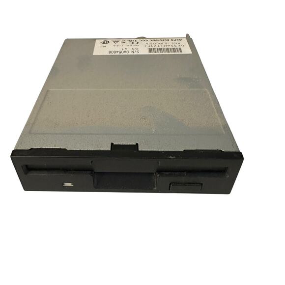 Alps Electric DF354H068F Internal 1.44MB 3.5" inch IDE Floppy Disk Drive - Picture 2 of 2
